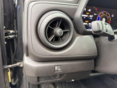 Used 2025 Chevrolet Colorado W/T w/ WT Custom Package image 22