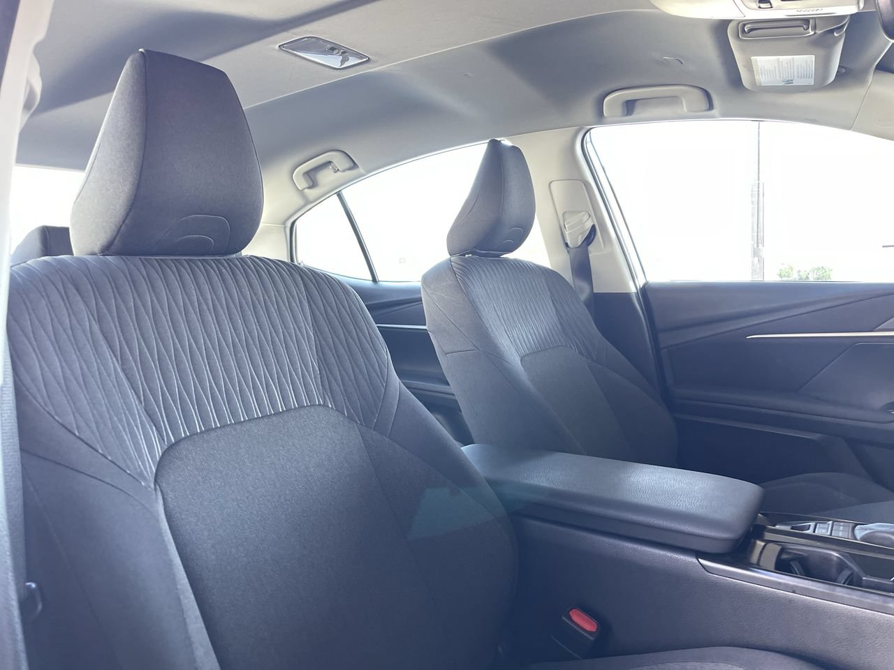 Used 2025 Toyota Camry LE w/ Convenience Package FWD image 27