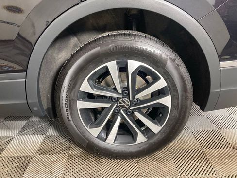 Used 2022 Volkswagen Tiguan S image 21