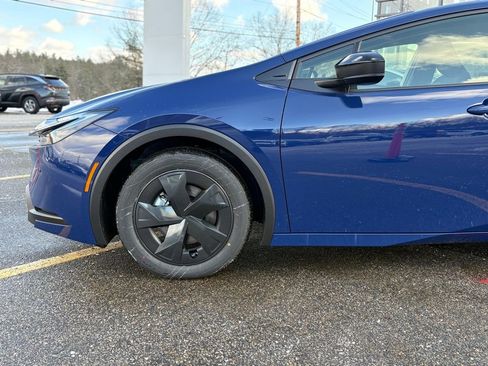 New 2026 Toyota Prius Plug-In Hybrid image 2