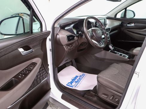 Used 2020 Hyundai Santa Fe SEL w/ Convenience Package image 3