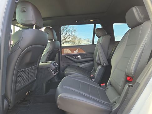 Certified 2021 Mercedes-Benz GLS 450 4MATIC image 13