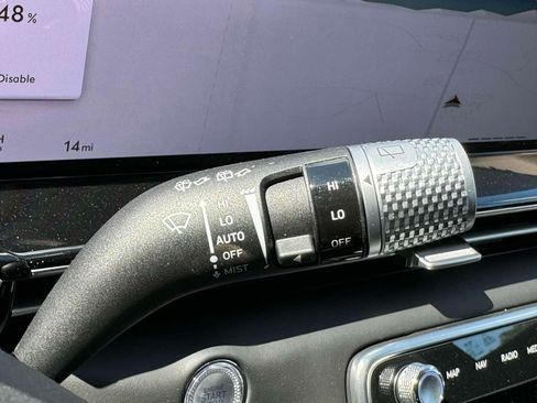 New 2025 Genesis GV80 2.5T Standard image 23