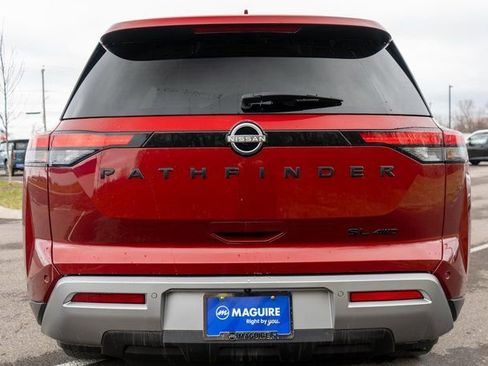 Used 2022 Nissan Pathfinder SL w/ SL Black Package image 7