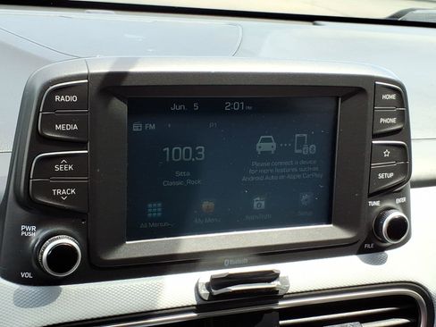 Used 2018 Hyundai Kona SE AWD/4WD image 13