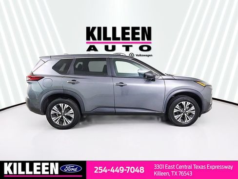 Used 2022 Nissan Rogue SV FWD image 10