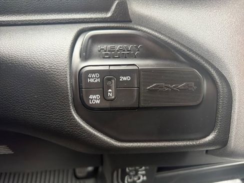 Used 2024 RAM 5500 Tradesman w/ Chrome Appearance Group AWD/4WD image 37