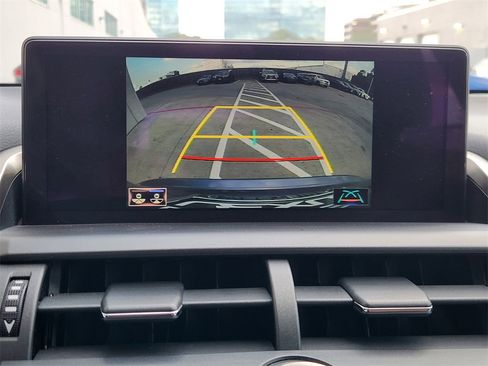 Used 2018 Lexus NX 300 FWD image 17