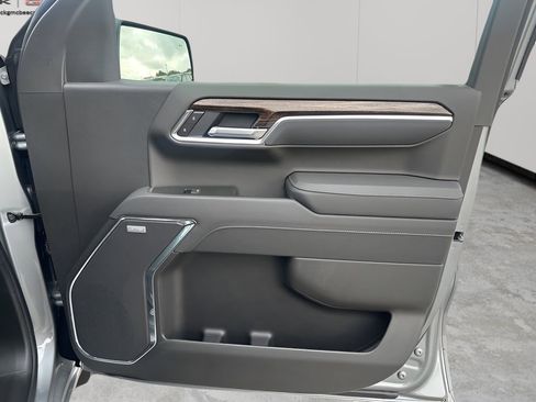 New 2026 GMC Sierra 1500 Elevation w/ Elevation Premium Package image 13