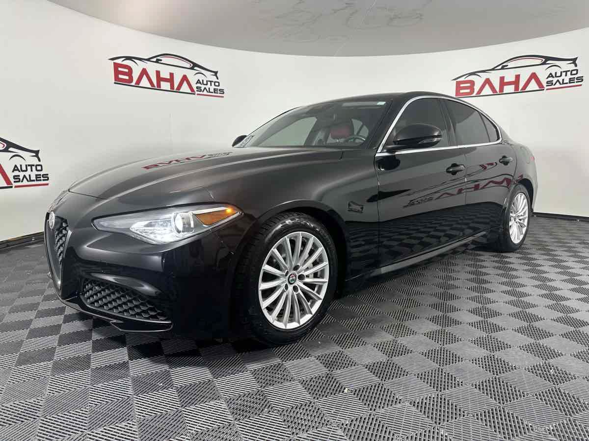 Used 2021 Alfa Romeo Giulia Sprint w/ Active Assist 1 Package RWD image 3