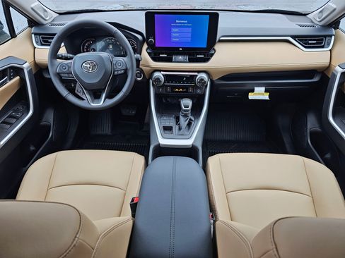New 2025 Toyota RAV4 XLE Premium w/ Weather Package AWD/4WD image 9