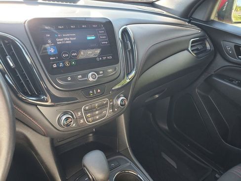 Used 2022 Chevrolet Equinox RS w/ Infotainment Package AWD/4WD image 17