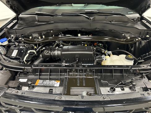 Used 2023 Ford Explorer ST-Line w/ Class IV Trailer Tow Package image 8