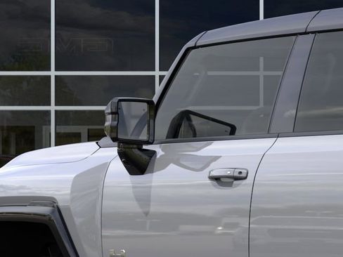 New 2026 GMC Hummer EV 4x4 Crew Cab image 12