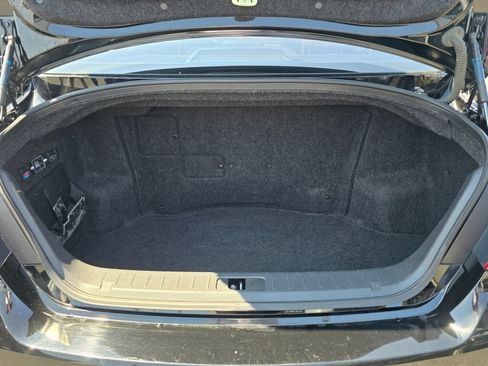 Used 2012 INFINITI M35 w/ Premium Pkg RWD image 16