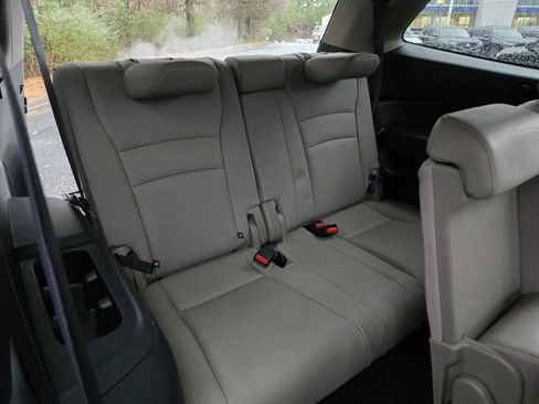 Used 2022 Honda Pilot EX-L image 28