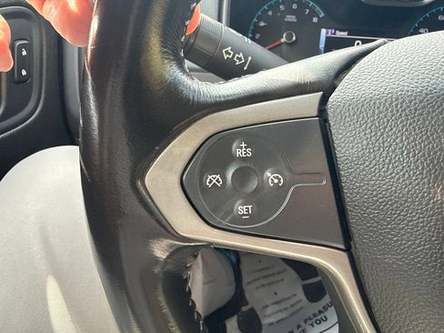Used 2016 Chevrolet Colorado Z71 AWD/4WD image 16