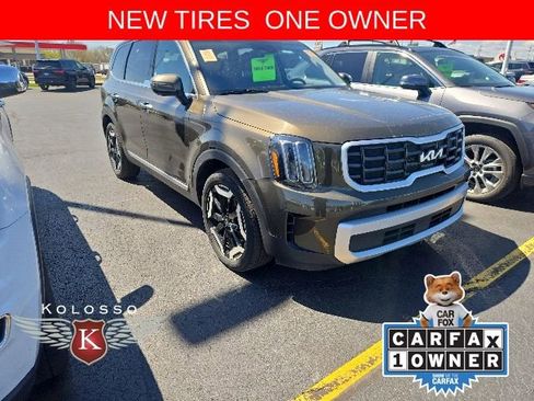 Used 2025 Kia Telluride S AWD/4WD image 1