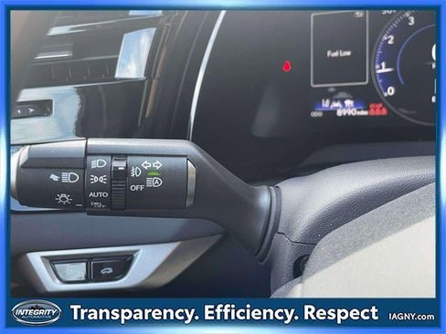 Used 2023 Lexus RX 350 Premium image 25