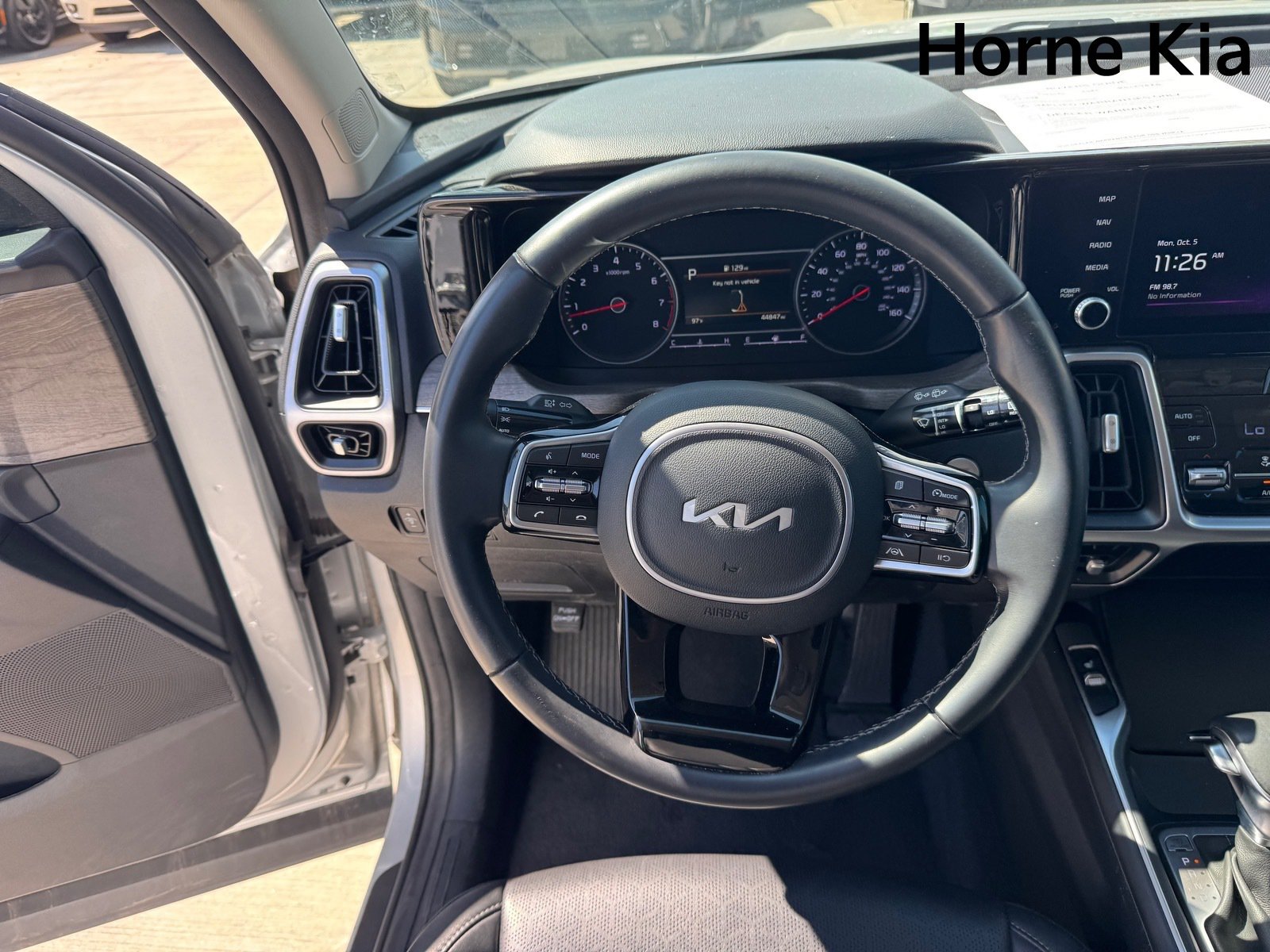 Certified 2022 Kia Sorento S AWD/4WD image 16