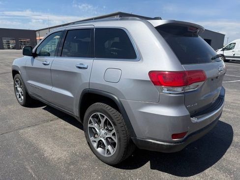 Used 2019 Jeep Grand Cherokee Limited w/ Luxury Group II image 6