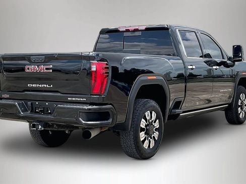 Used 2024 GMC Sierra 2500 Denali w/ Denali Reserve Package AWD/4WD image 5