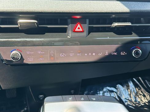 Used 2024 Kia EV6 Light AWD/4WD image 24