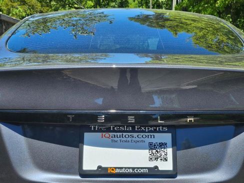 Used 2023 Tesla Model S AWD/4WD image 29
