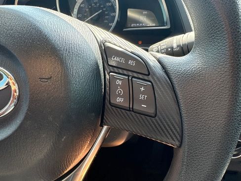 Used 2018 Toyota Yaris iA FWD image 24