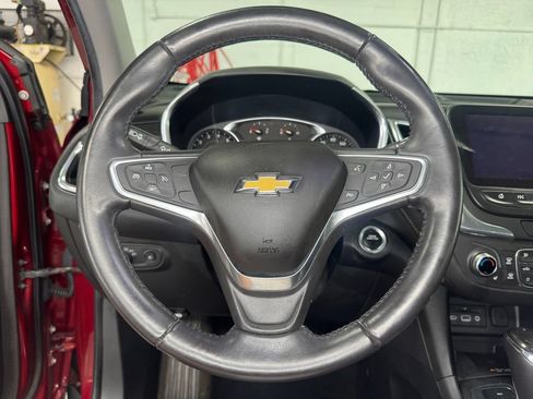 Used 2019 Chevrolet Equinox Premier AWD/4WD image 15