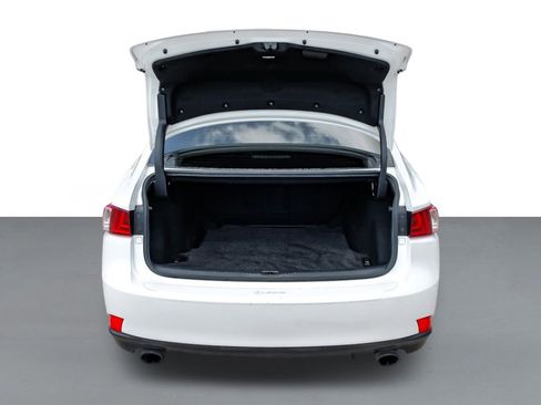 Used 2016 Lexus IS 200t RWD image 57