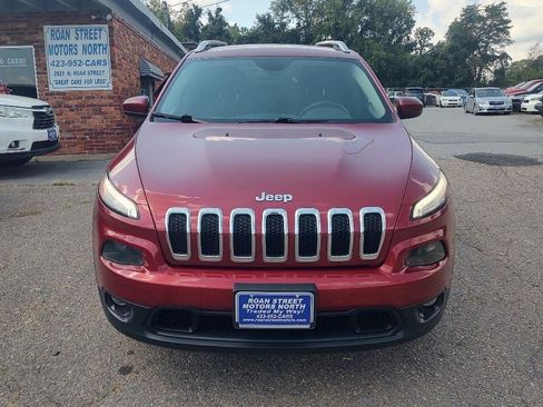 Used 2015 Jeep Cherokee Latitude AWD/4WD image 8