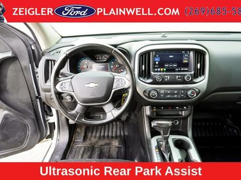 Used 2022 Chevrolet Colorado LT w/ Fleet Safety Package RWD image 9