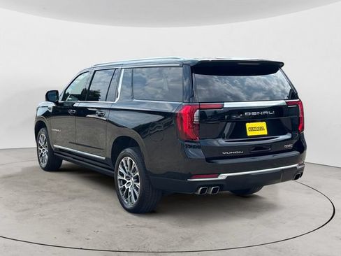 Used 2026 GMC Yukon XL Denali w/ Sun & Power Step Package AWD/4WD image 7