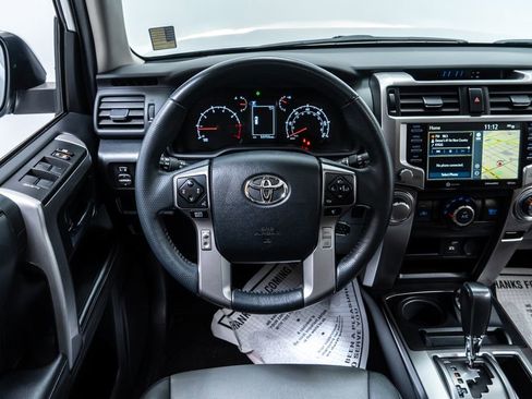 Used 2022 Toyota 4Runner SR5 Premium w/ Moonroof Package AWD/4WD image 14