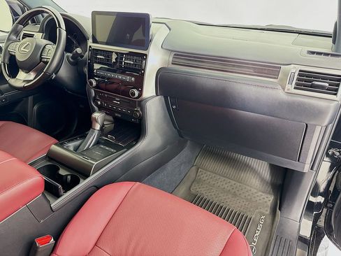 Used 2023 Lexus GX 460 Premium image 31