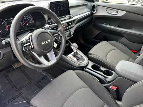 Used 2024 Kia Forte LXS FWD image 12