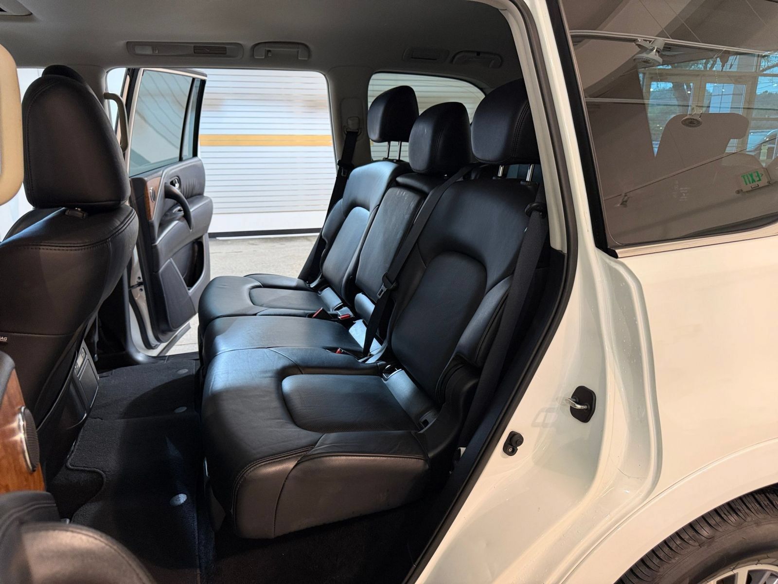 Used 2024 Nissan Armada SL RWD image 41
