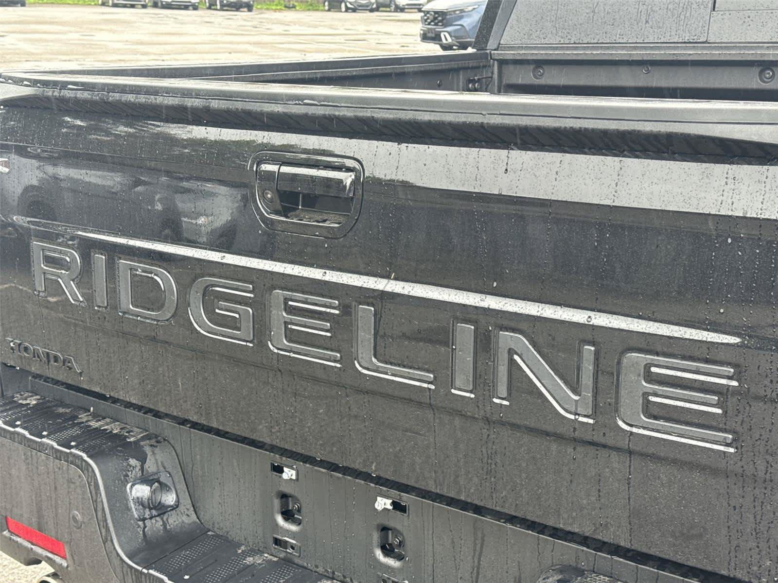 Used 2026 Honda Ridgeline Black Edition image 11