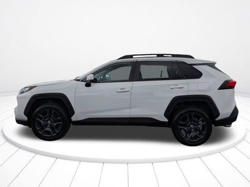 Used 2024 Toyota RAV4 Adventure AWD/4WD image 6