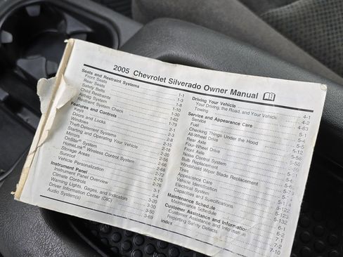 Used 2005 Chevrolet Silverado 2500 LS w/ Heavy-Duty Power Package image 24