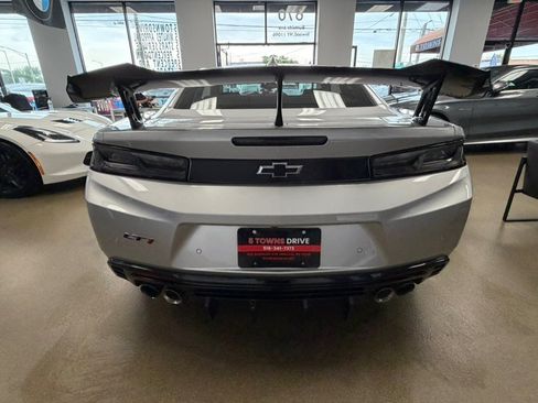 Used 2018 Chevrolet Camaro SS w/ Redline Edition RWD image 12