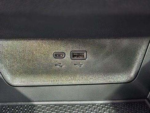 New 2026 Chevrolet Equinox LT w/ Safety and Technology Package FWD image 21