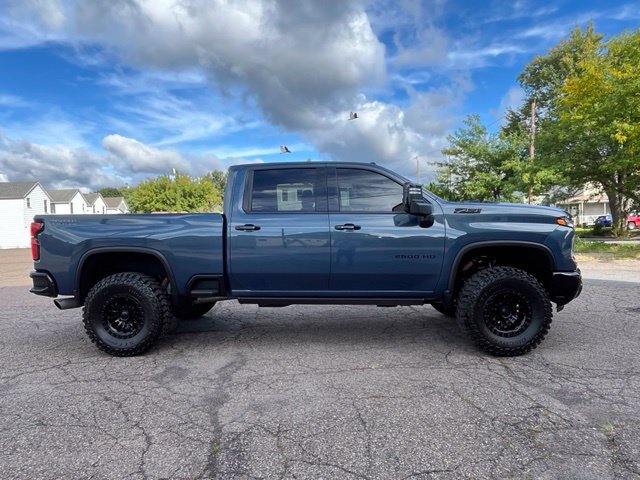 Used 2026 Chevrolet Silverado 2500 LTZ w/ Trail Boss Package AWD/4WD image 2