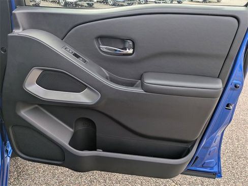 New 2026 Nissan Frontier SV image 33