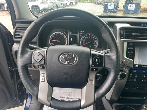 Used 2024 Toyota 4Runner Limited AWD/4WD image 25
