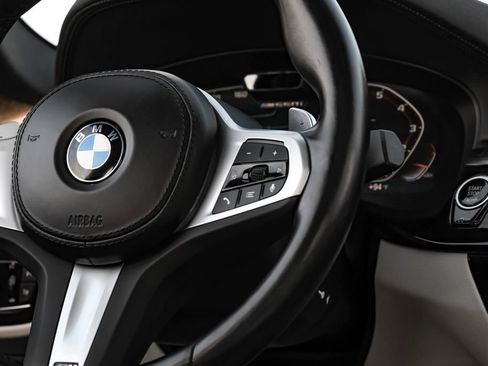 Used 2023 BMW M550i xDrive w/ Dynamic Handling Package AWD/4WD image 15
