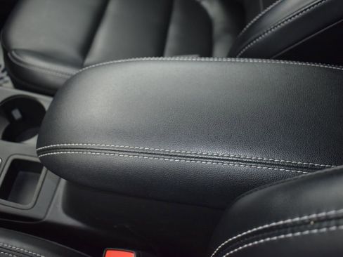 Used 2024 Ford Escape Platinum image 17