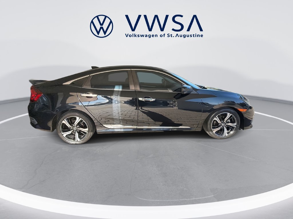 Used 2016 Honda Civic Touring image 9