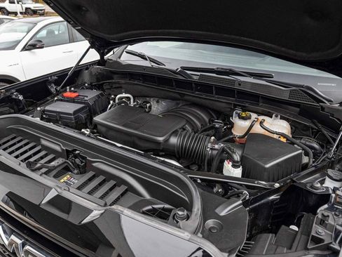 Used 2023 GMC Sierra 1500 Elevation image 33